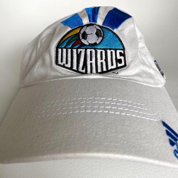 KANSAS CITY WIZARDS RETRO MLS ADIDAS STRAPBACK - Picture 1 of 6